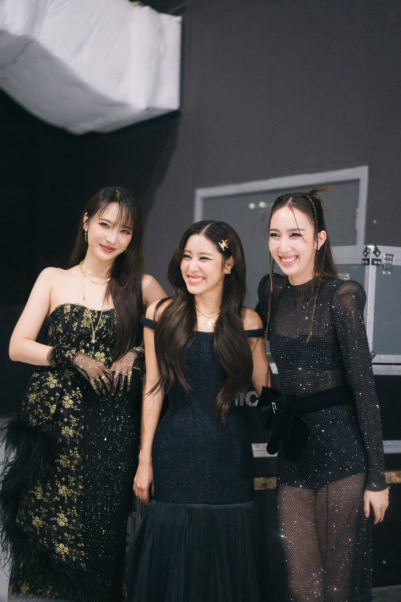 Ciize155cm's tweet image. GIRLS🖤
#GMMTV2024PART1