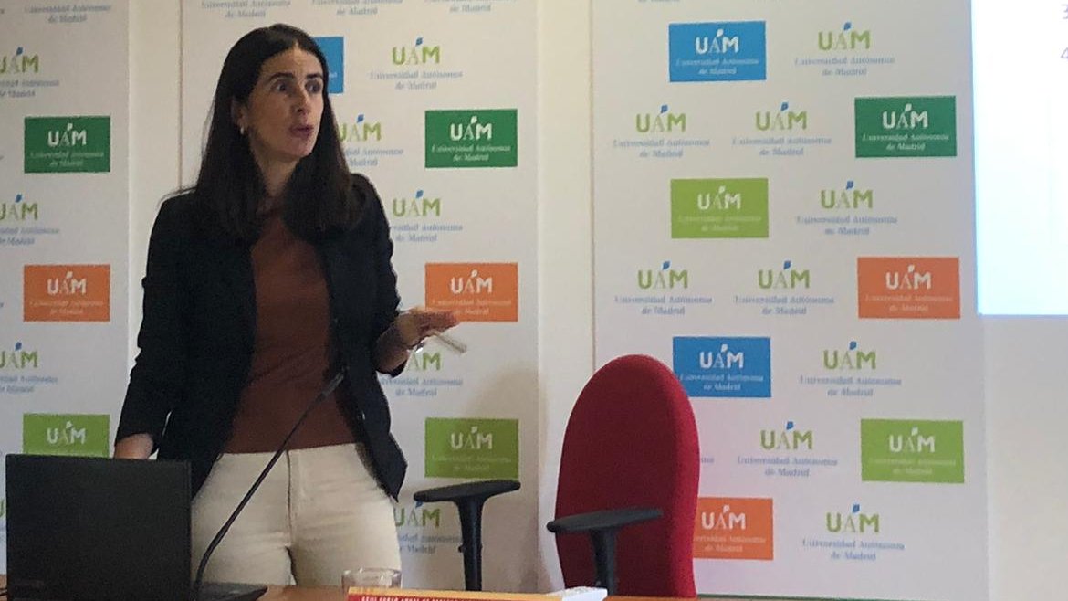 Hoy en #CADRI 

"Nuevas tecnologías: tokenización y blockchain", por Jimena Campuzano Gómez - Acebo <a href="/Jimena_camp/">Jimena Campuzano</a>. Registradora y vocal de nuevas tecnologías del Decanato de Registradores de la Comunidad de Madrid <a href="/decanatomadrid/">Registradores Decanato Madrid</a>