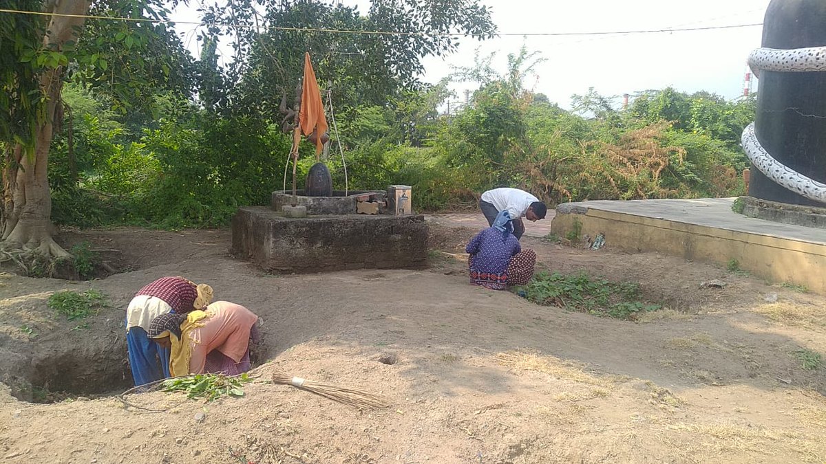 infotapigog24's tweet photo. ''સ્વચ્છતા હી સેવા'': તાપી જિલ્લો
-
''સ્વચ્છતા હી સેવા'' અંતર્ગત જુના કુકરમુંડા ગામમાં તાપી નદી કિનારે આવેલ ઐતિહાસિક અંબે માતા મંદિર અને મહાદેવ મંદિર પાસે સાફ સફાઇ અભિયાન હાથ ધરવામાં આવ્યું
#teamtapi #swachhtahiseva #SwachhGujarat2023 #swachhtapi @CollectorTapi https://t.co/2GgZuyxSz1