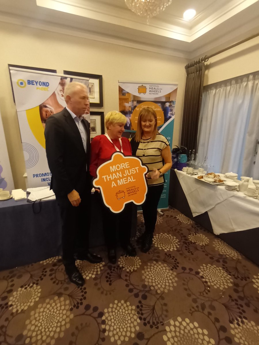irishrurallink's tweet photo. Thank you @timmydooley for dropping by to the IRL #informationday in @BuswellsHotel. Thank you for taking the time to speak with some of the groups attending @OireachtasNews @Locallinklmf @network_meals #MICRO2 @Leargas @EUErasmusPlus https://t.co/jotvMVEWrg