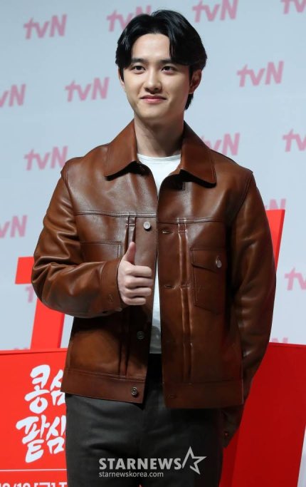 SM Entertainment confirmed that the exclusive contract with DOH KYUNGSOO will end in early November. 

He will continue activities as EXO with SM and will carry out personal activities through a new company! 

n.news.naver.com/entertain/arti…
