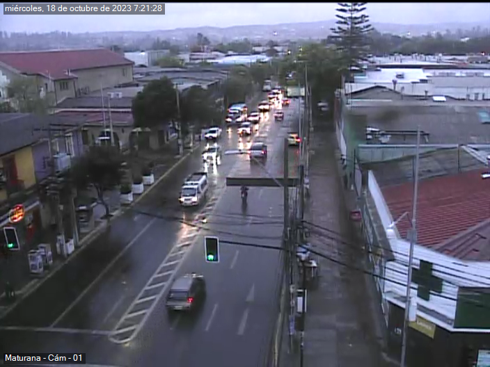 TTIValparaiso's tweet image. PRECAUCIÓN: En varias comunas de nuestra región, particularmente en las provincias de #MargaMarga y #Quillota, se registra una leve llovizna. Esto dificulta las maniobras de conducción ya que torna el pavimento más resbaladizo.
Mantén una distancia prudente con otros vehículos