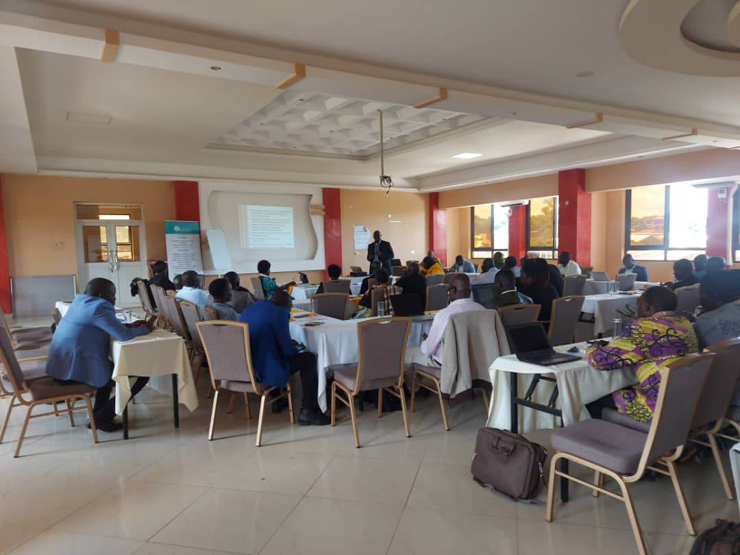 GggiUganda's tweet photo. The @MakCEDAT with support from @GggiUganda delivered #2days training on '#physicalplanning, #urbanmanagement & governance' for leaders, technocrats, & the private sector in #AruaCity. The aim was to empower them to make informed decisions & implement #sustainable solutions. https://t.co/BPrYVrHGpE
