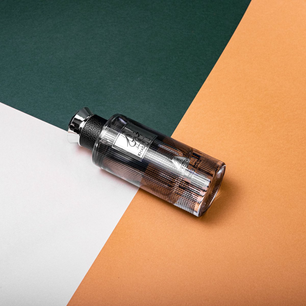 The Khas Al Lail is a perfectly balanced Arabic fragrance with fresh notes of rose, orange, jasmine, patchouli and cedar. 

A great choice for the bright, sunny days ahead. 

Available in-store and online: avenuexchange.co.za 

#DefineYourPresence