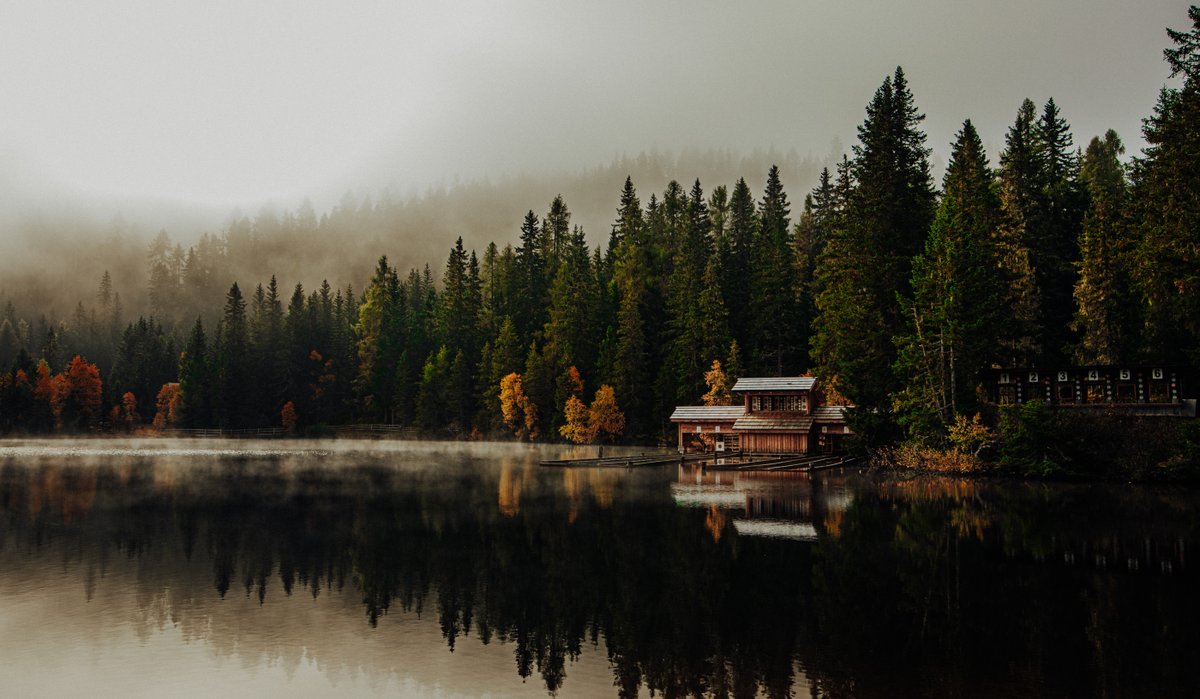 Autumn days. (Preber See, Salzburg, Austria)