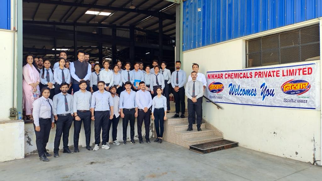 IMSAR_MDU's tweet photo. MBA students from IMSAR, MAHARSHI DAYANAND UNIVERSITY, ROHTAK,on 18 October 2023. This industrial visit for the students was organised by CCPC and IMSAR jointly.
Taking advantage of this golden opportunity,all the students of PG program became a part of this exciting visit. 
#mdu https://t.co/gS527JK0CS