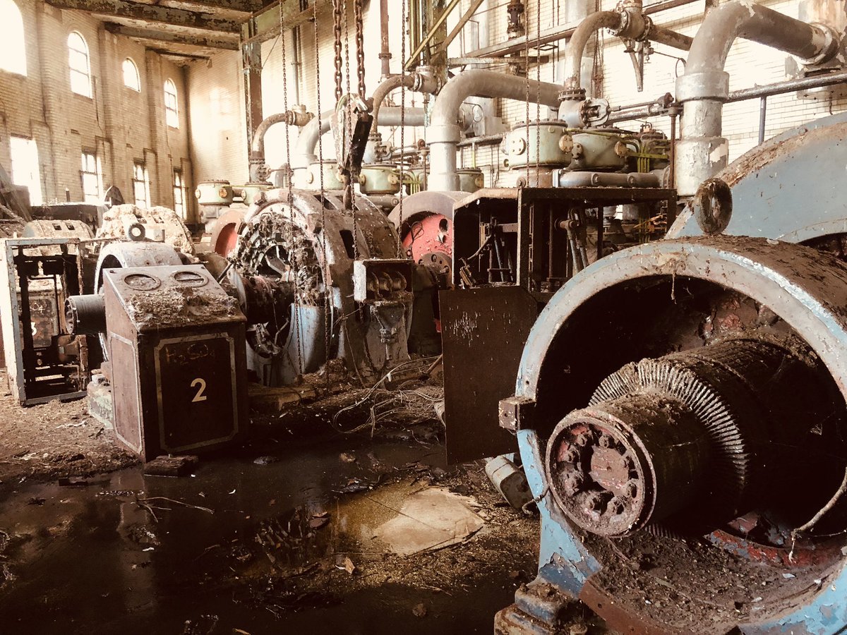 I’ve also been for a look around the historic Grimsby Ice Factory on the docks with the man who wants to restore it and build a hotel next door so tune in to @PhilWhitevoice which you’ll be doing anyway tomorrow and here’s a handy link 👇👉 bbc.in/3relQ9h @GreatGIFT1