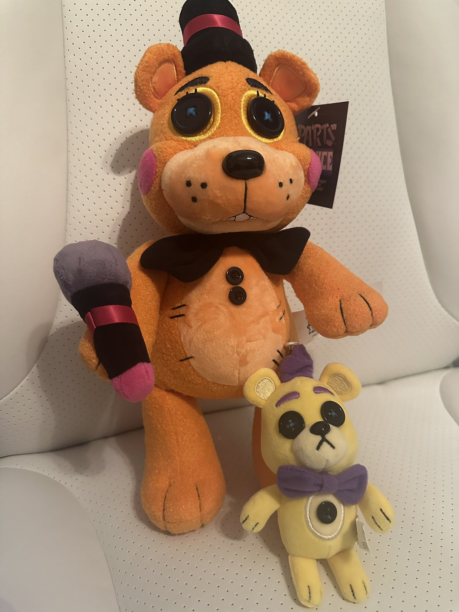 FNAF Five 5 Nights at Freddy's Golden Fazbear Fredbear Plush Toy