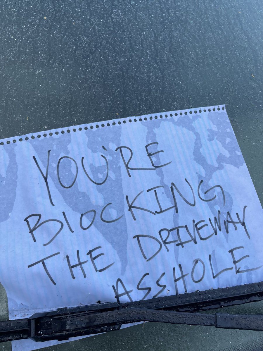 amber rollo tweet media