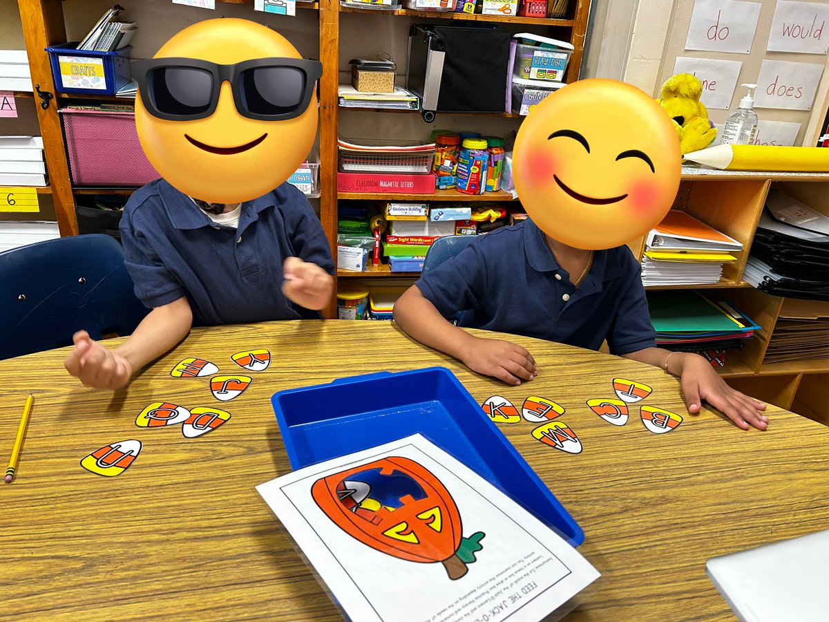 Can you feed the Jack-O-Lantern? 🎃 We had pumpkins of fun learning about letter names and sounds 😊 #RTI #letterrecognition #Reading