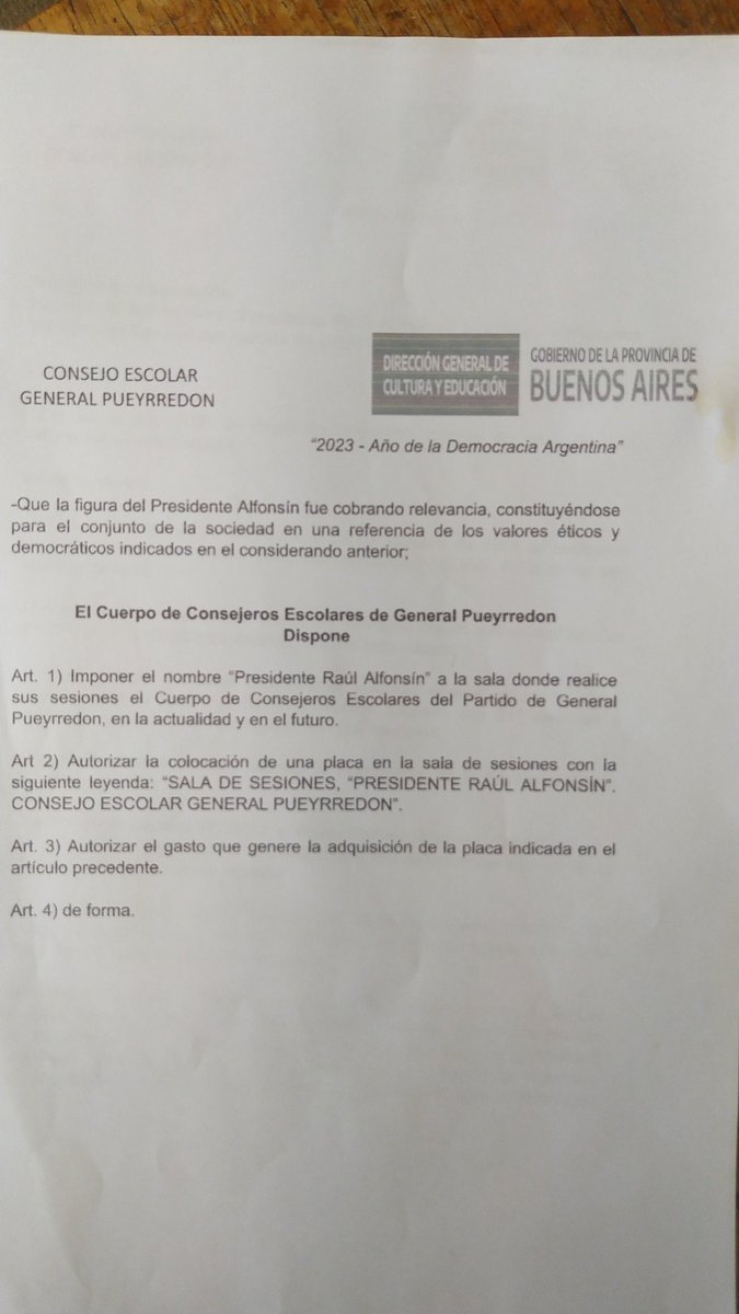 En Sesion N°1448 aprobamos el Proyecto de "Imposición del nombre: "Pte. Raúl Alfonsín" a la sala de sesiones del Con. Escolar de Gral. Puey.  Celebramos que se reconozca a la figura de Raúl Alfonsín cómo referente de los valores éticos y democráticos.