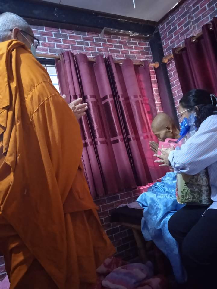 pim_pim68's tweet image. วันนี้คุณแม่มาลี ทำบุญถวยสังฆทาน 
เผื่ออาการป่วยหายหรือดีขึ้น 

💐🫂👪