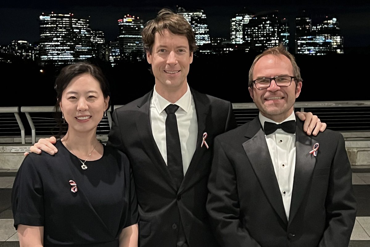 It was wonderful celebrating #sammies2023 honorees last evening at the Kennedy Center in DC! NHGRI was particularly proud of Adam Phillippy, Sergey Koren, and Arang Rhie for being Sammies finalists for their groundbreaking contributions to the Telomere-to-Telomere Consortium.