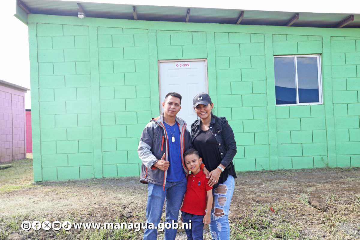 Entrega de Viviendas en Camino del Río. 🏡✨️

El Gobierno Sandinista, a través de la <a href="/alcaldia_mga/">Alcaldía de Managua</a>, ha entregado 309 viviendas a Familias Protagonistas de la Urbanización Camino del Río, brindando alegría y esperanza a aquellos que ahora disfrutan de un hogar digno y seguro. 🏘