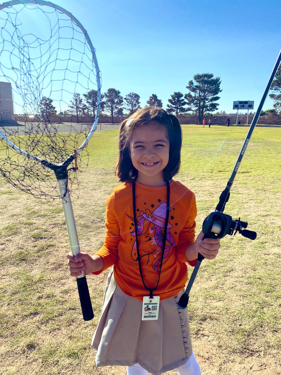 'There's no such thing as a bad day when you're fishing.' Horizon homecoming spirit week to full effect.  #Horizon @ctwpanthers @kedwards_1990 @RT_Horizon_HS @DGarcia_CTW @M_JuarezHHS