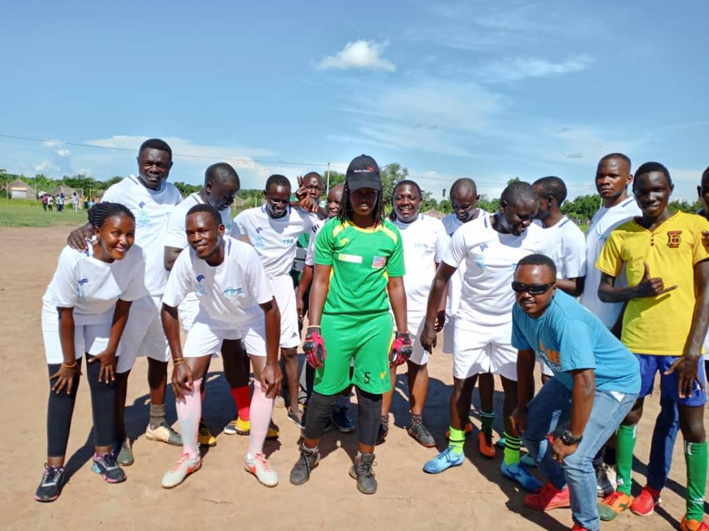 TpoUg's tweet image. #BidiBidi #WestNile Today, we share highlights of @TpoUg commemoration of #Worldmentalhealthday2023 in #BidiBidiSettlement where communities participated in #MentalHealthAwareness sessions. The day was climaxed with football matches between #MHPSS partners &amp;amp; Youths #Restoringhope