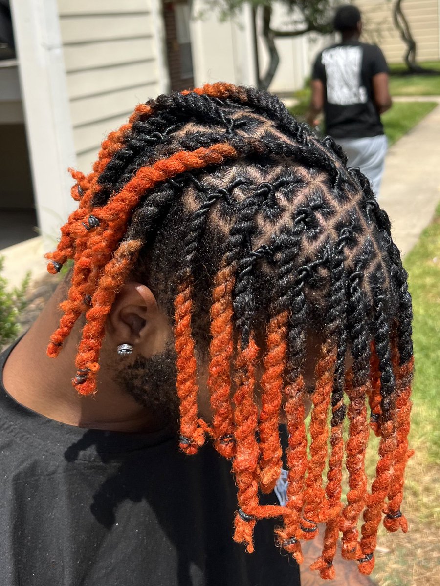 im sha 🫦 from houston, this is my art 🤩🫵🏾. BOOK BABY💁🏾‍♀️