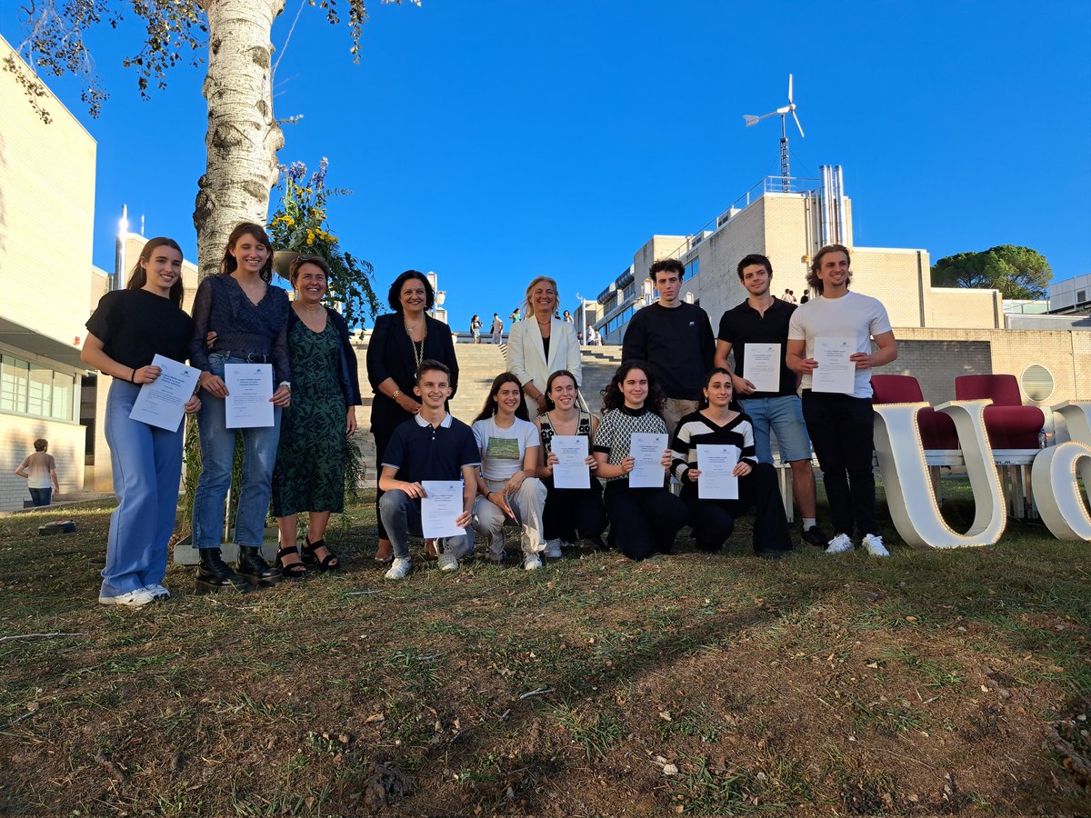 GironaCetig's tweet photo. Els premiats dels Premis Talent!
#EnginyersGiactualitat #enginyersgi #premistalent #universitatdegirona #escolapolitecnicasuperior https://t.co/E7zhPKBwiy