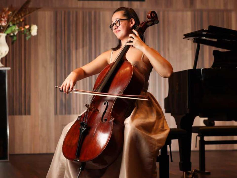 RIAMDublin's tweet photo. Congratulations to Elizabeth Troup, 15, Cello, Anna Varga, 18, Cello, Adam Joyce, 16, Cello and Sarah Brazil, 15, Violin, who were recently announced as the newest members of the 2023 @ESlawIE Eversheds Sutherland Accelerator Academy. 
https://t.co/o7GnN3bUnO https://t.co/mJ720pZSSl
