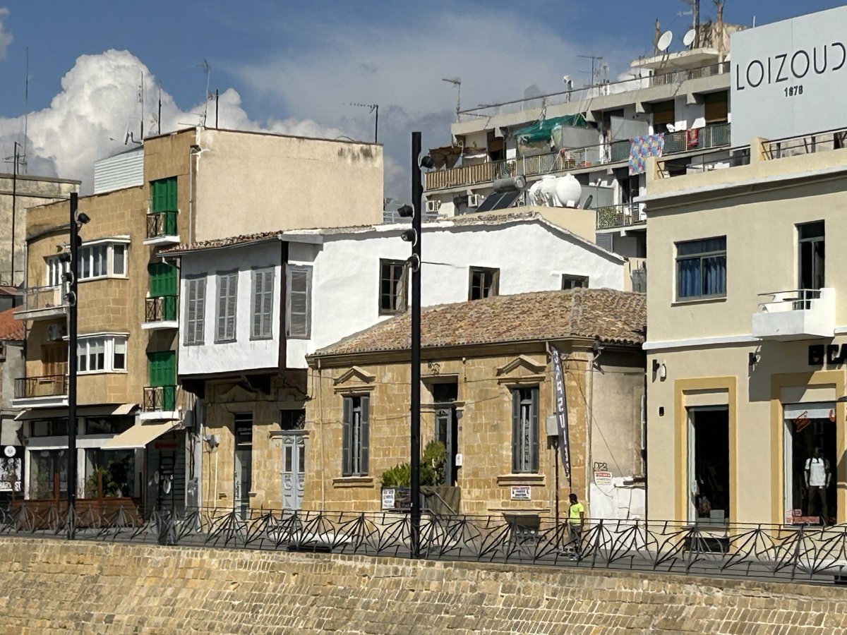 ClassicsMelb's tweet photo. Day 12 of the #CyprusTour was spent in the divided capital Nicosia, with its layers of history. https://t.co/Fzc1gpwkxx