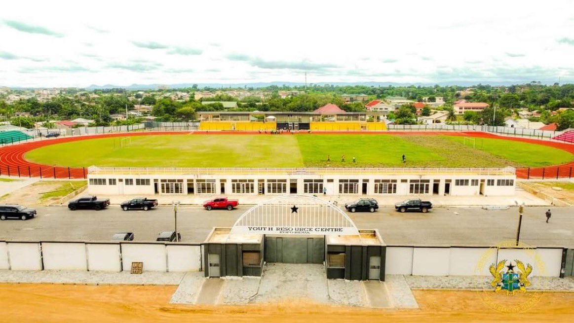 Acheampong_SK's tweet photo. Koforidua Youth Resource Center is completed and Ready for commissioning. 

✅Fifa Standard Football Pitch
✅ Nine-lane Athletic Track
✅Tennis, Basketball, Volleyball courts
✅ Modern Gymnasium etc.

#LeadershipOfService https://t.co/UeQbzotPIH