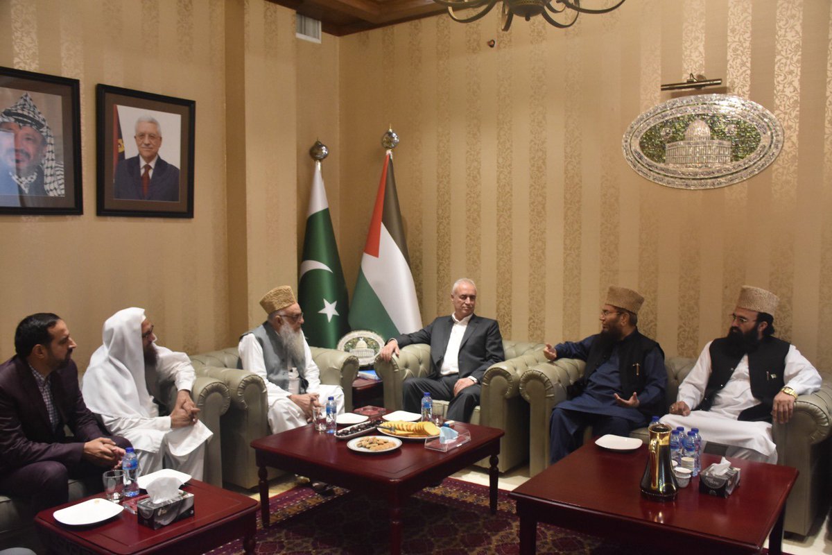 SenDrAbdulKarim's tweet photo. امروز سینیٹر پروفیسر ساجد میر امیر مرکزیہ پاکستان کی قیادت میں وفد کے ہمراہ   فلسطینی سفیر احمد جواد امین ربعی سے ملاقات
 حالیہ فلسطینی حالات میں ہر طرح کی معاونت کی  مکمل یقین دہانی  اور جلد ہی فلسطین کیلئے امدادی سرگرمیوں کے آغاز پر اتفاق کیا۔ https://t.co/jJ9tqB5JKv