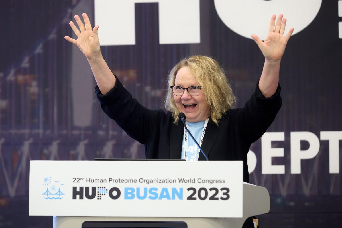 The October HUPOST 2023 is now available including #HUPO23 Congress Photos, ECR Competition Winners, HUPO Election Results, Articles + much more conta.cc/3Q3z9lA #Proteomics #Science