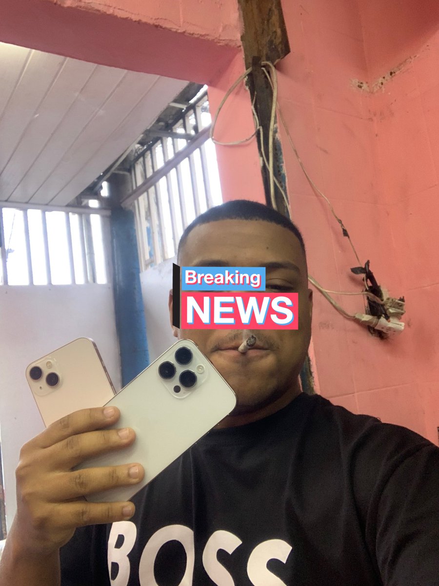 LC460418871's tweet photo. na relíquia do tio Vitto🧟🥵🤌🏽 https://t.co/ZsEsQI1Lvn