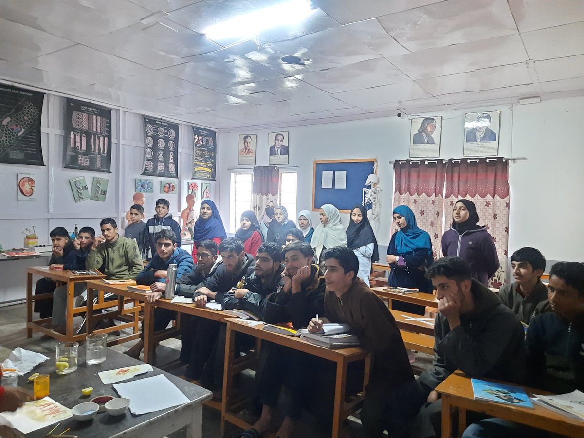 JnvKupwara's tweet photo. जवाहर नवोदय विद्यालय क���पवाड़ा में विभिन्न क्लबों के तहत गतिविधियां आयोजित की गईं।
Activities were organized under various clubs in Jawahar Navodaya Vidyalaya Kupwara.#rochd @ChdNvs @CommissionerNVS https://t.co/LHE43EbQm8