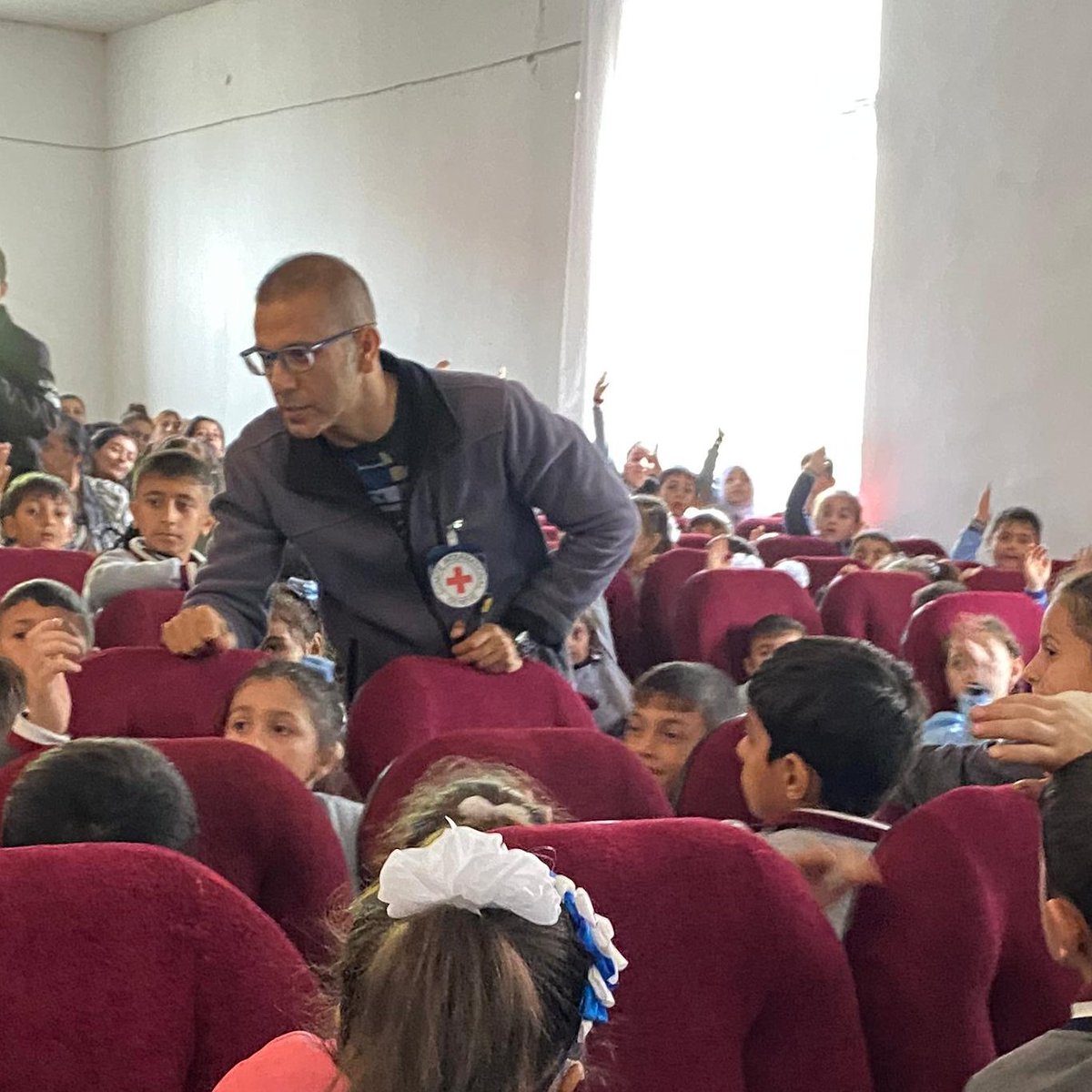 Threat of Mines and Unexploded Ordnance project's new phase is underway, thanks to a partnership between Football Development Fund, #KepezFC, @ANAMA_gov_az, @unicef_aze, @ukinazerbaijan & #ICRC

Participants are learning to stay safe around explosives & report any encounters💙⚽️