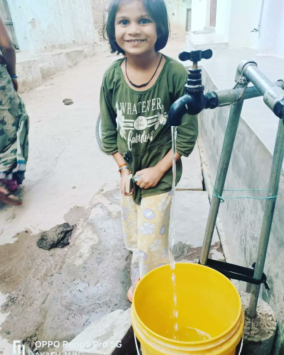 PannaPiu's tweet photo. कुछ मुस्कुराते चेहरे 😊🙂 पानी की खुशी में 
डिपार्टमेंट:- जल निगम
PIU:- पन्ना मध्य प्रदेश
Scheme:-पवई ग्रामीण समूह जल प्रदाय योजना https://t.co/oymvxcjjhu