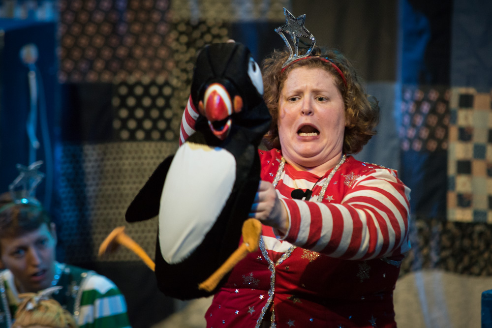 Join Topsy Turvy Theatre for a heart-warming Christmas show! Sorry, Christmas is Cancelled…Katie Saves the Day! is a delightful treat with dynamic storytelling, handcrafted puppets, and original music. Sun 17 - Sun 31 Dec bit.ly/3txSmUV @topsyturvyltd #FamilyFestiveFun