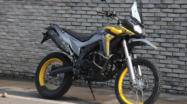 jmnd4x4's tweet photo. Entre las motos que gastan menos combustible tenemos a nuestra Voge 300 Rally con solo 3,2l/100 km, como la mejor de su categoría.
https://t.co/Zrug5dywSc https://t.co/3nbjwCGreJ