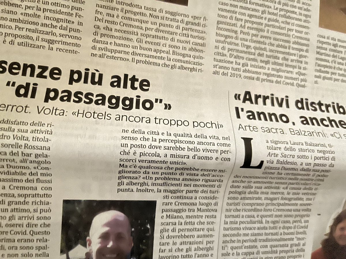 paoloangeloRF's tweet photo. su #Mondopadano in edicola fino a domani 2 mie interviste a titolari di negozi nel centro storico sulle ricadute del #turismo ,un pezzo sull’evento dell’associazione #intercultura e un’intervista ad una ingegnere , laureatasi al #Politecnico e che lavora in una ditta di Offanengo https://t.co/sLYHFlqoJ0