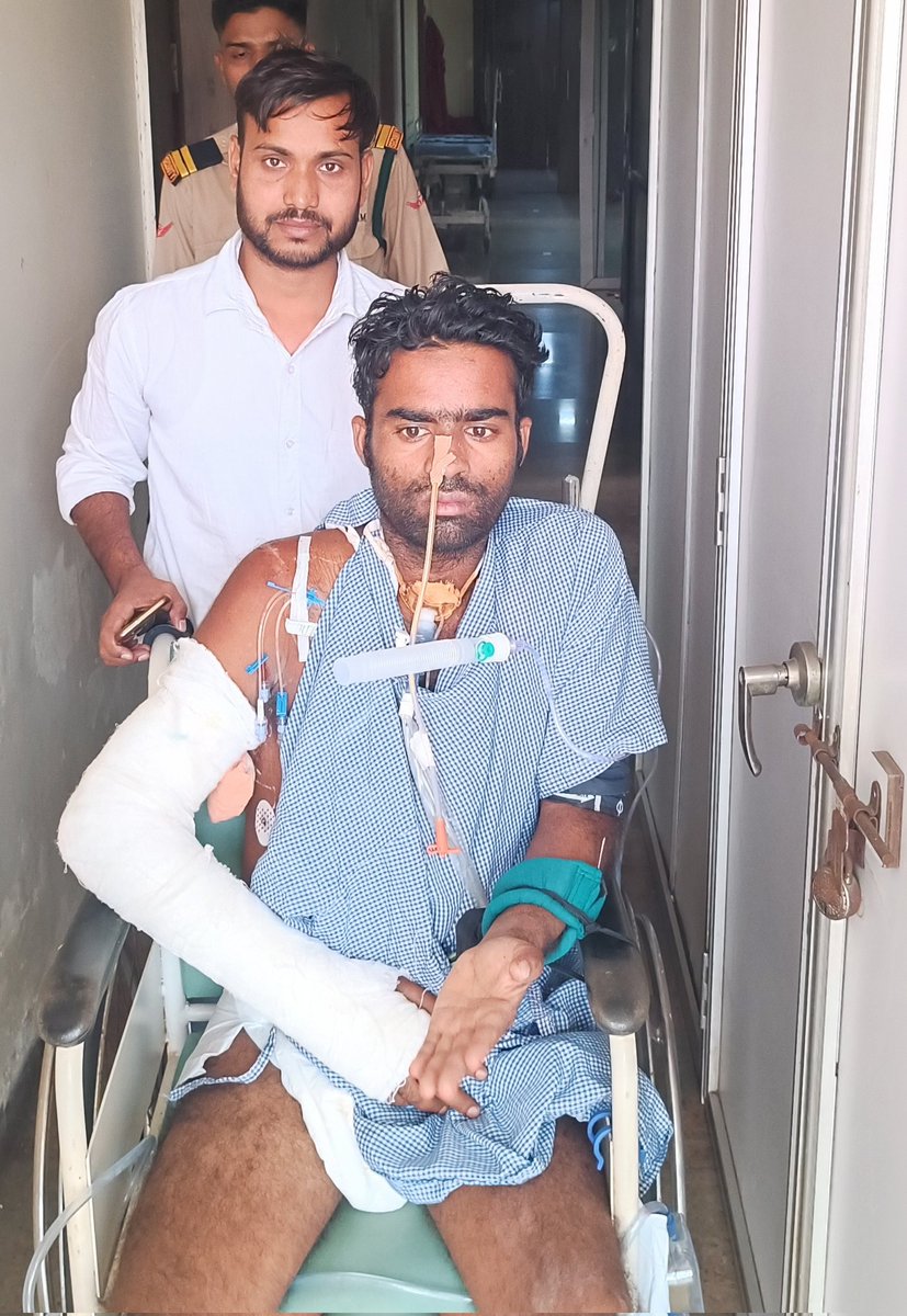 17 दिन बाद आज भीम आर्मी छात्तीसगढ़ के प्रदेश अध्यक्ष राजकुमार जांगड़े जी को ICU Room से बाहर पहली बार टहलाने के लिए निकाला गया था