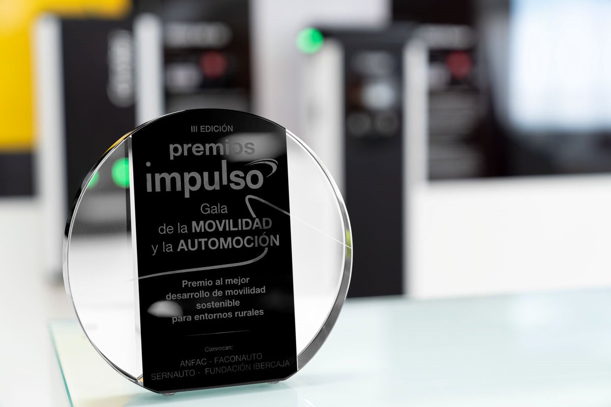 En la Gala de Movilidad y Automoción, nuestro presidente Ramón Comellas y nuestro consejero delegado Joan Comellas tuvieron el honor de recoger el premio al mejor desarrollo de movilidad sostenible para entornos rurales por el proyecto #ECOASIS.
▶️ Info: ow.ly/BvcZ50PY4G2