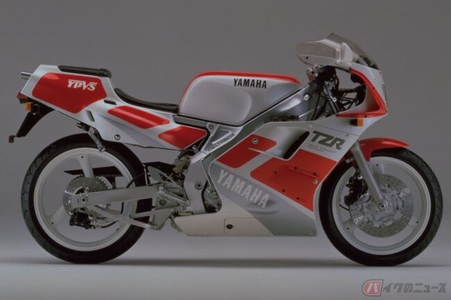 PutiMotor's tweet photo. 変わったあだ名のバイク❗️🏍

'89 ヤマハ TZR250(3MA)「サンマ」

TZR250は多くのモデルを発売しているため、1KTや3MAなど型式で呼ばれるようになりました。

3MAがサンマと読めることから、サンマというあだ名になったようです。

https://t.co/mpawThbrpm https://t.co/VF5Zp5Cd8j
