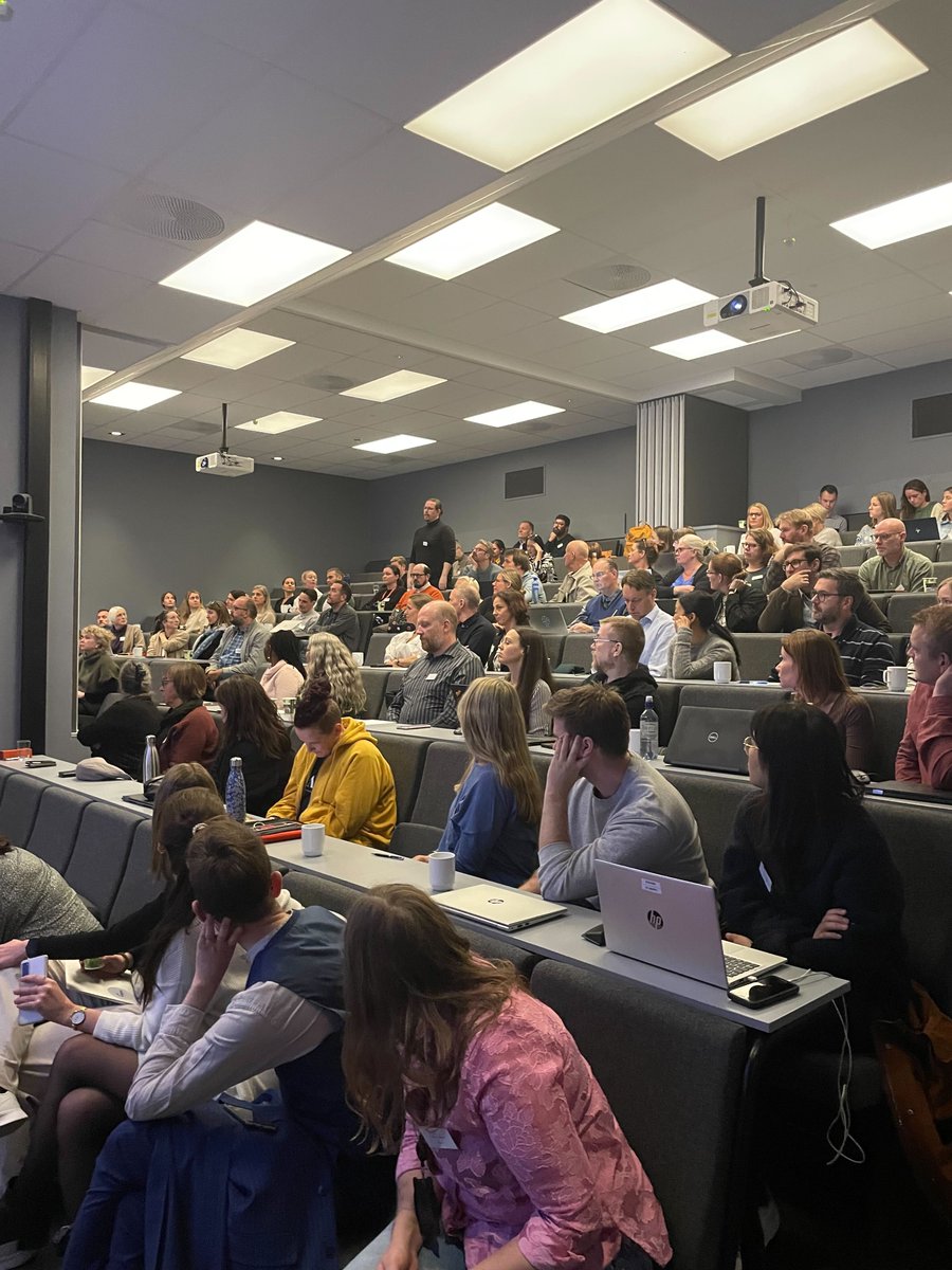 We're hosting the Inspera Seminar Nordics 2023 in Oslo today and tomorrow. It's a great opportunity to get our customers together and find out what's important to them right now. Here are @BrentMundy and <a href="/ishkolhatkar/">Ishan Kolhatkar</a> getting the event started.

 #event #Oslo #digitalassessment