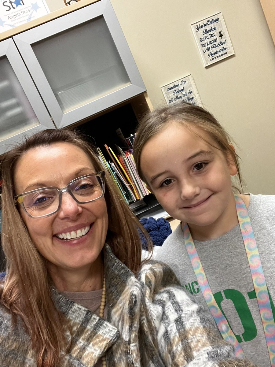 AD_educator's tweet image. Best part of my day is recognizing students for positives! Positive phone call selfies with these Eagles! Love their smiles and the excitement heard from their adults when we called with a brag! Way to SOAR! 🦅