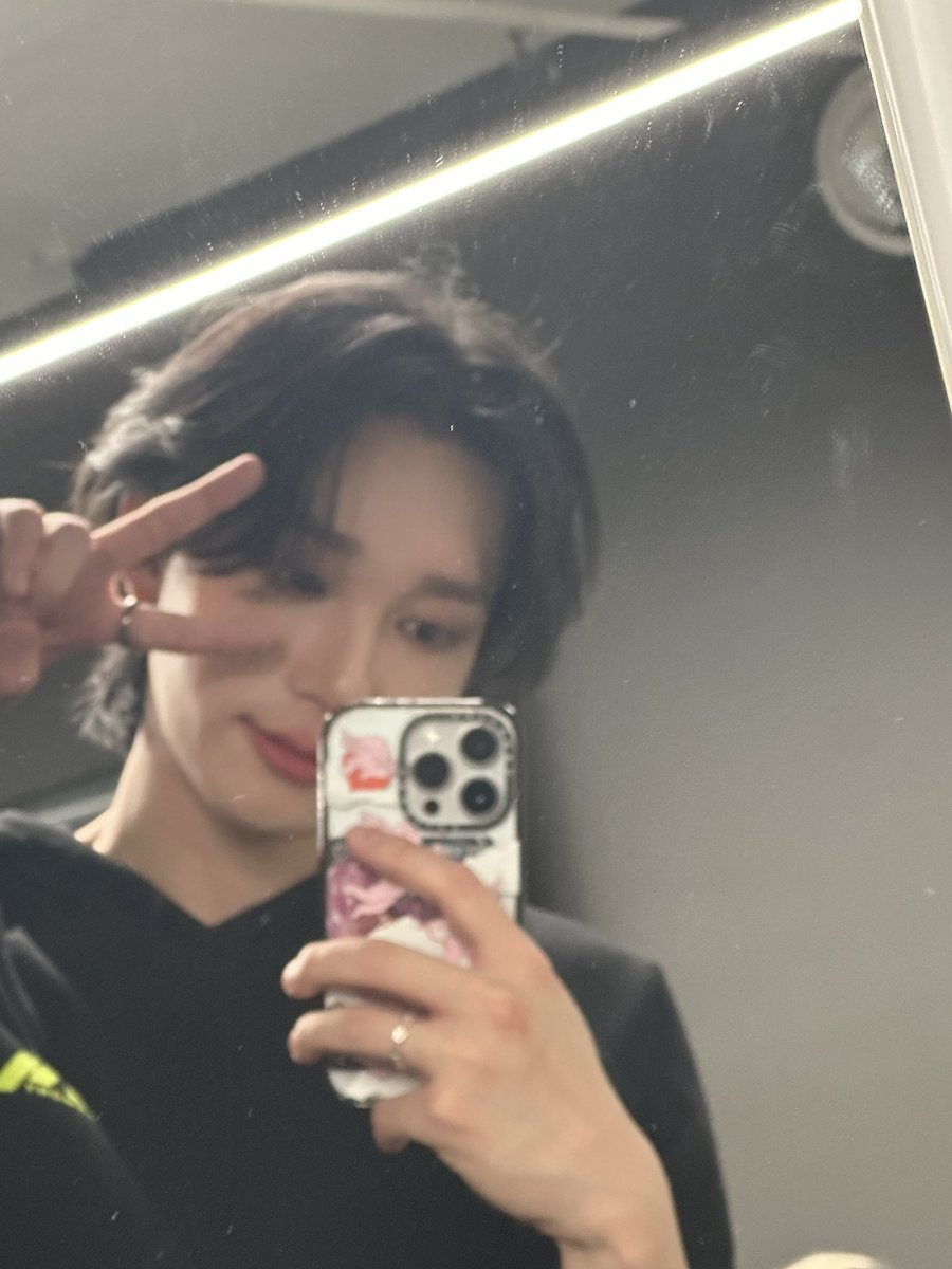 오늘 하루도 수고하셨습니다👍🏻👍🏻

#P1Harmony #THEO