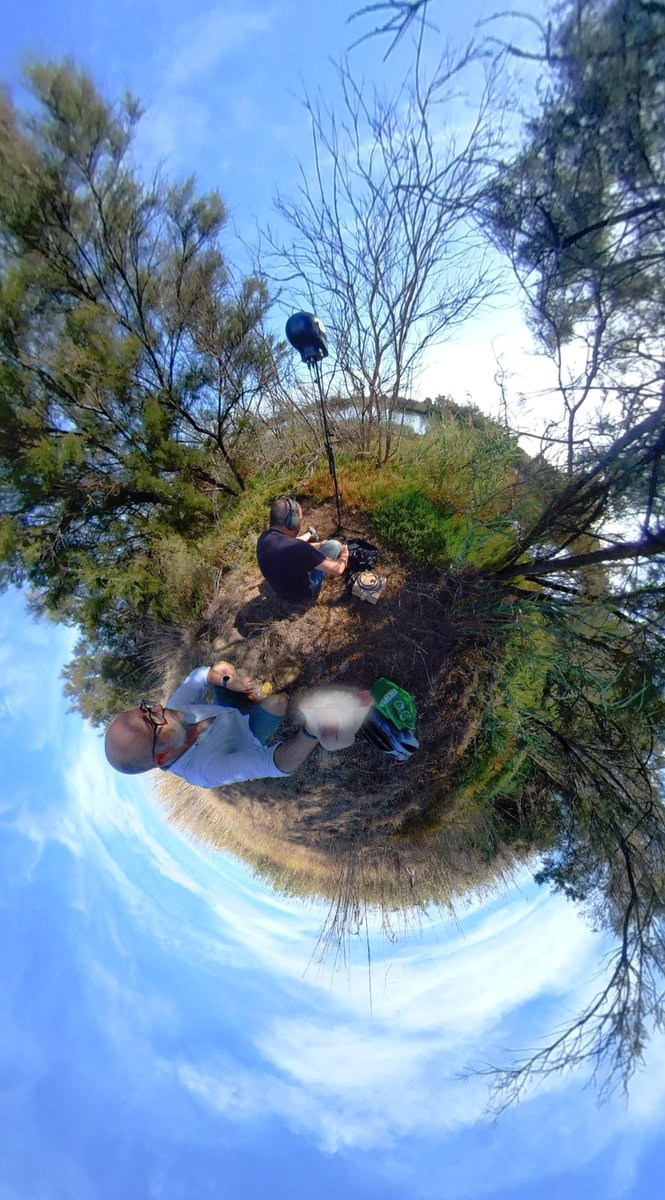 Hoy hemos registrado unas grabaciones de campo con sonido binaural bajo la dirección de <a href="/krillaudio/">Krill Audio</a>  Así damos los últimos toques a nuestro nuevo proyecto