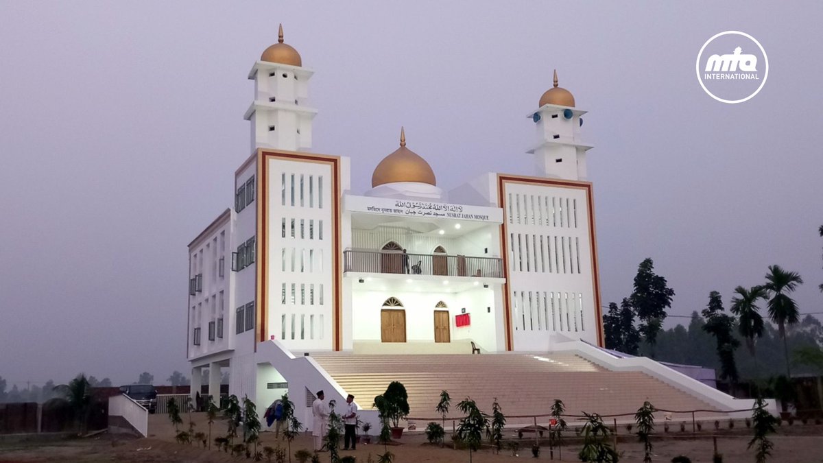 muslimtv's tweet photo. The Nusrat Jahan Mosque in Saidpur, Bangladesh, was recently constructed by Lajna Imaillah Bangladesh to commemorate 100 years of Lajna Imaillah's existence. Alhamdolillah!

#MTAi https://t.co/Pjvszp4Z9O