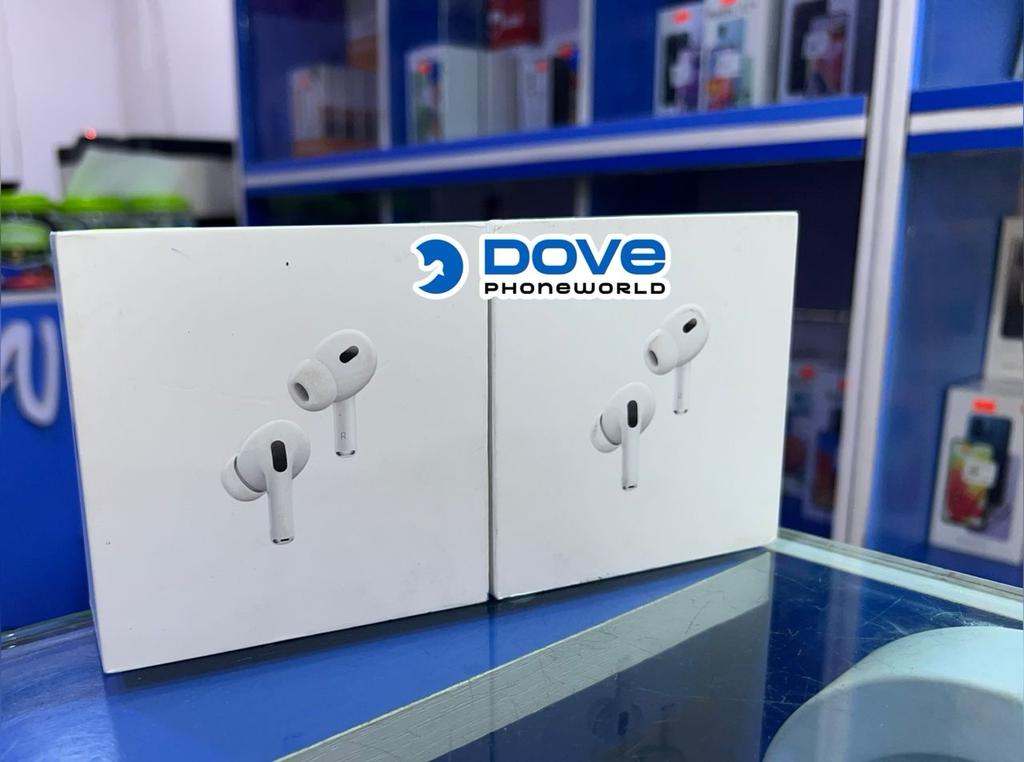 Dove_Phoneworld's tweet photo. *AIRPODS PRO(2nd generation): N235,000*
💧Dust, sweat,&water resistant.
Active Noise
Cancellation&Transparency mode.
ΔΔMagSafe Charging Case (USB‑C) with speaker&lanyard loop
⏰Up to 6 hours of listening time with a single charge
#iPhone #yabaleft
#earpod #taoma
#Dove #vendor https://t.co/4JdN3dX4Hh