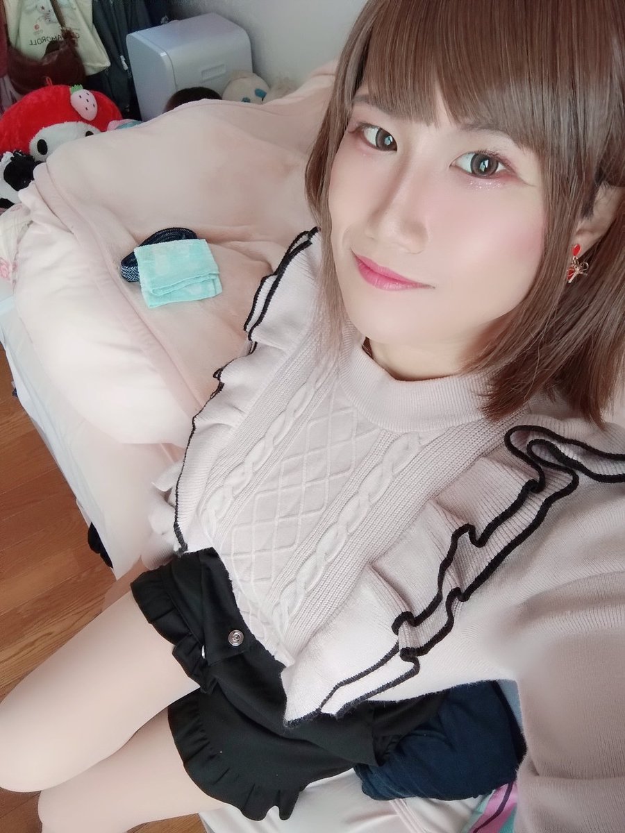 gomajoth's tweet photo. ミニスカートぢゃなぃけど、とりあえずミニだと言い張る🥰🥰🥰

#ミニスカートの日 https://t.co/6ZMTVX9UpU