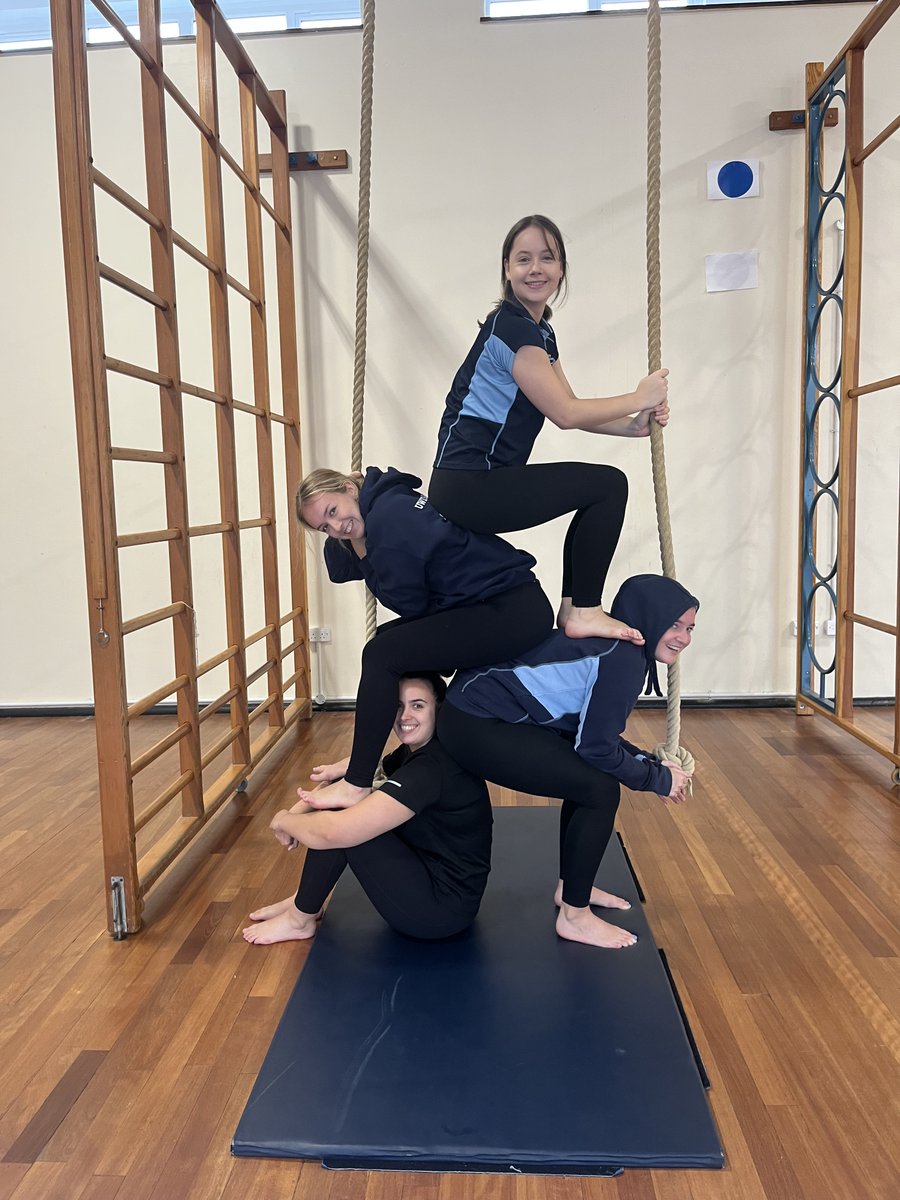 WorcPE's tweet photo. Want to see what our PE students have been getting up to in their modules this semester? Our 2nd year students have been working hard in gymnastics, developing their partner balance skills before moving onto flight work in preparation for their first assessment @WorcUni_SCS https://t.co/WXucSSMIRk