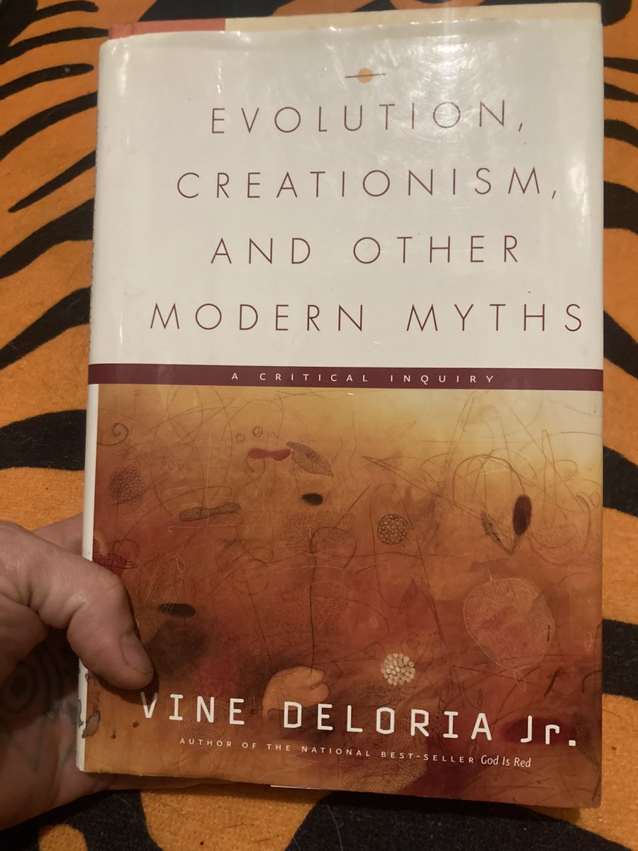 trackstarmess's tweet photo. we often see what we expect to see and are hardly aware of the world as it really is.This tendency is better seen in romantic encounters, but it does give us pause when we realize that scientists insist they are capable of objective, unbiased observations and we know they aren’t. https://t.co/8gSa0R1Q15