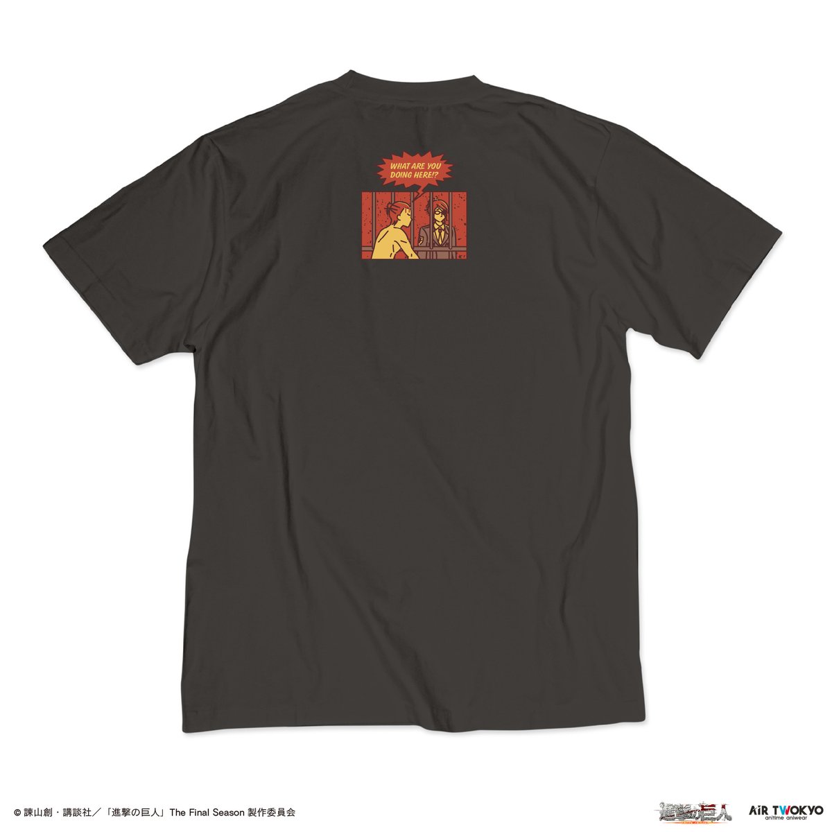 AirTwokyo's tweet photo. 【絶賛販売中】
「進撃の巨人」 The Final SeasonシーンイラストTシャツ 2(EP.69/正論)
https://t.co/8zAK90VRX1
「戦え　戦え」と鏡に向かって話すエレン
そして、なぜ2回戦えと言うのか問い詰めるハンジ

背中は「何しに来たんですか⁉」と質問するエレンをデザイン

Tシャツの生地はコットン100％の5.6オンスのセミコーマ糸を使用
着心地や素材感にこだわった上質な仕上がりに。
＃AIRTWOKYO
#進撃の巨人 
#AttackOnTitan