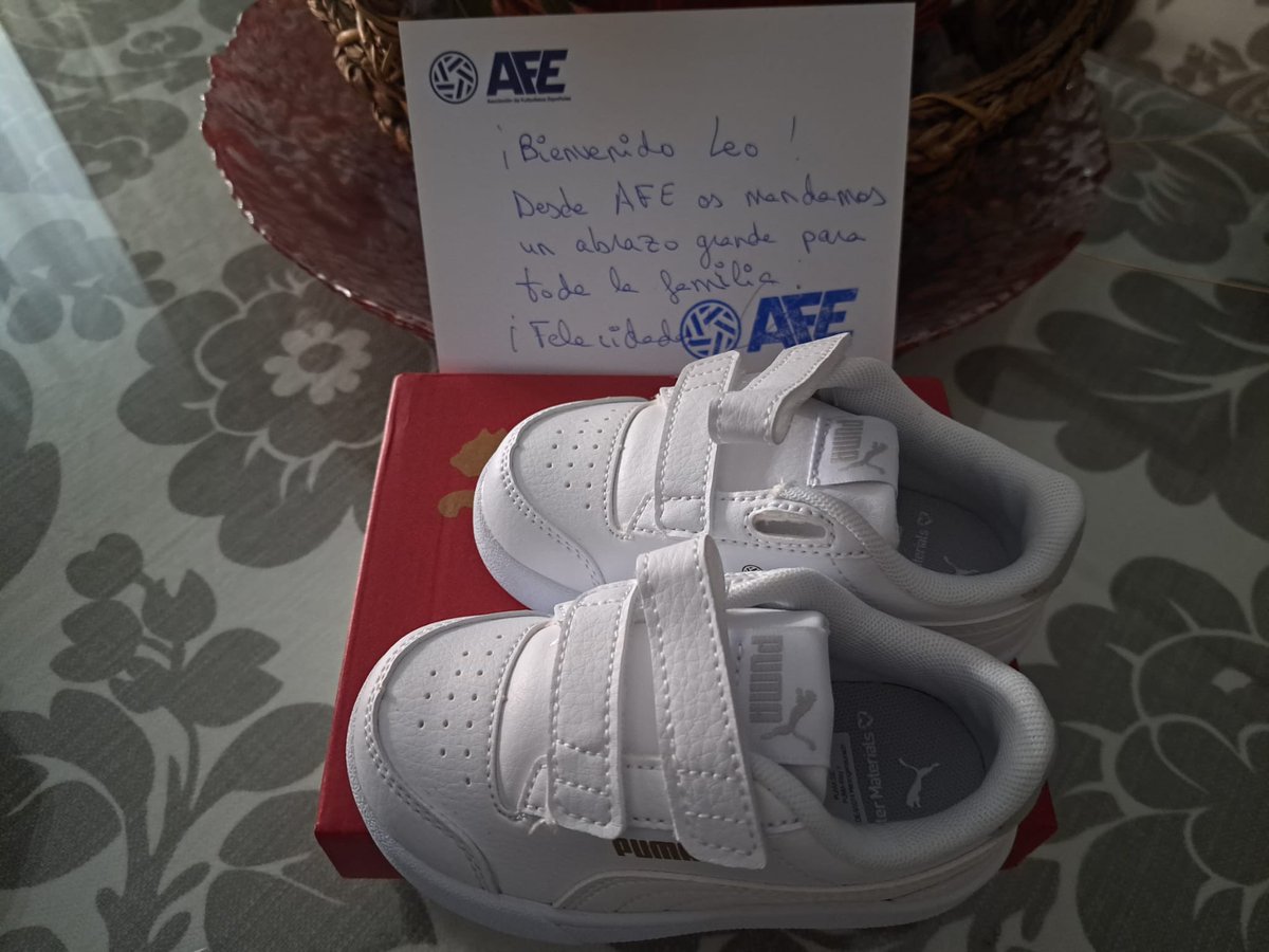 Gracias a <a href="/afefutbol/">AFE</a> por este precioso detalle! 🤩⚽️