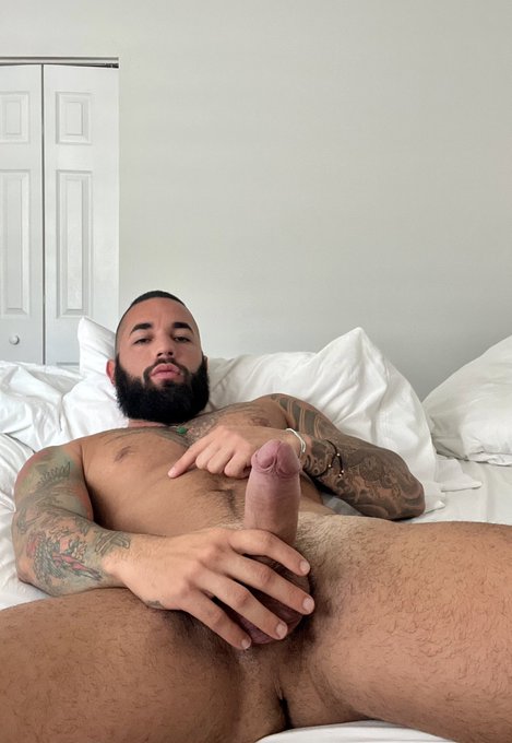 Join me in bed if you want to have a great morning!😈💦  FREE trial for the next 20 of you, only today