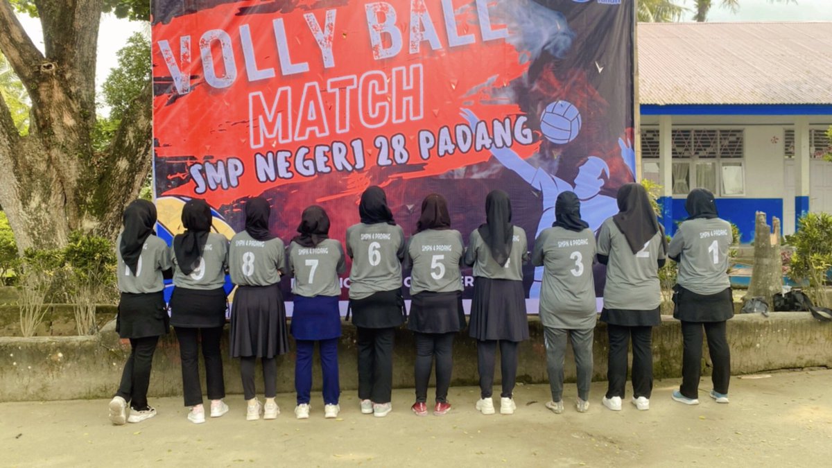 ChestellaS's tweet photo. Volly squad wkwk https://t.co/BfjwIT68yS